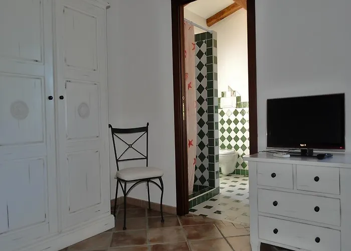 Alojamento de Acomodação e Pequeno-almoço Pubulos Olbia